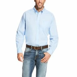 Nigro's Western Store #1 Men's Ariat Wrinkle Free Solid Light Blue Long Sleeve Shirt - 10020329