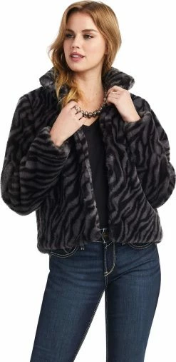 Ladies Ariat City Girl Faux Fur Jacket - 10042159