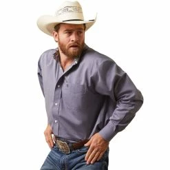 Nigro's Western Store #1 Men's Ariat Wrinkle Free Solid Pinpoint Oxford Classic Fit Shirt In Mood Indigo - 10043583 -Nigro's Western Store 10043583 front