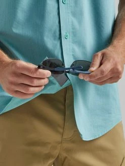 Nigro's Western Store #1 Men's Wrangler ATG Asymmetric Zip Pocket Shirt 17 Nigro's Western Store #1 Men's Wrangler ATG Asymmetric Zip Pocket Shirt -Nigro's Western Store 112331236 ALT6