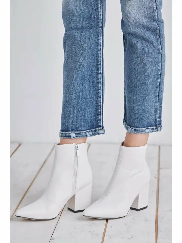 Nigro's Western Store #1 Ladies Artemis Vintage High Rise Stretch Distressed Ankle Straight Jean - AT1088STM 4 Nigro's Western Store #1 Ladies Artemis Vintage High Rise Stretch Distressed Ankle Straight Jean - AT1088STM - Image 4