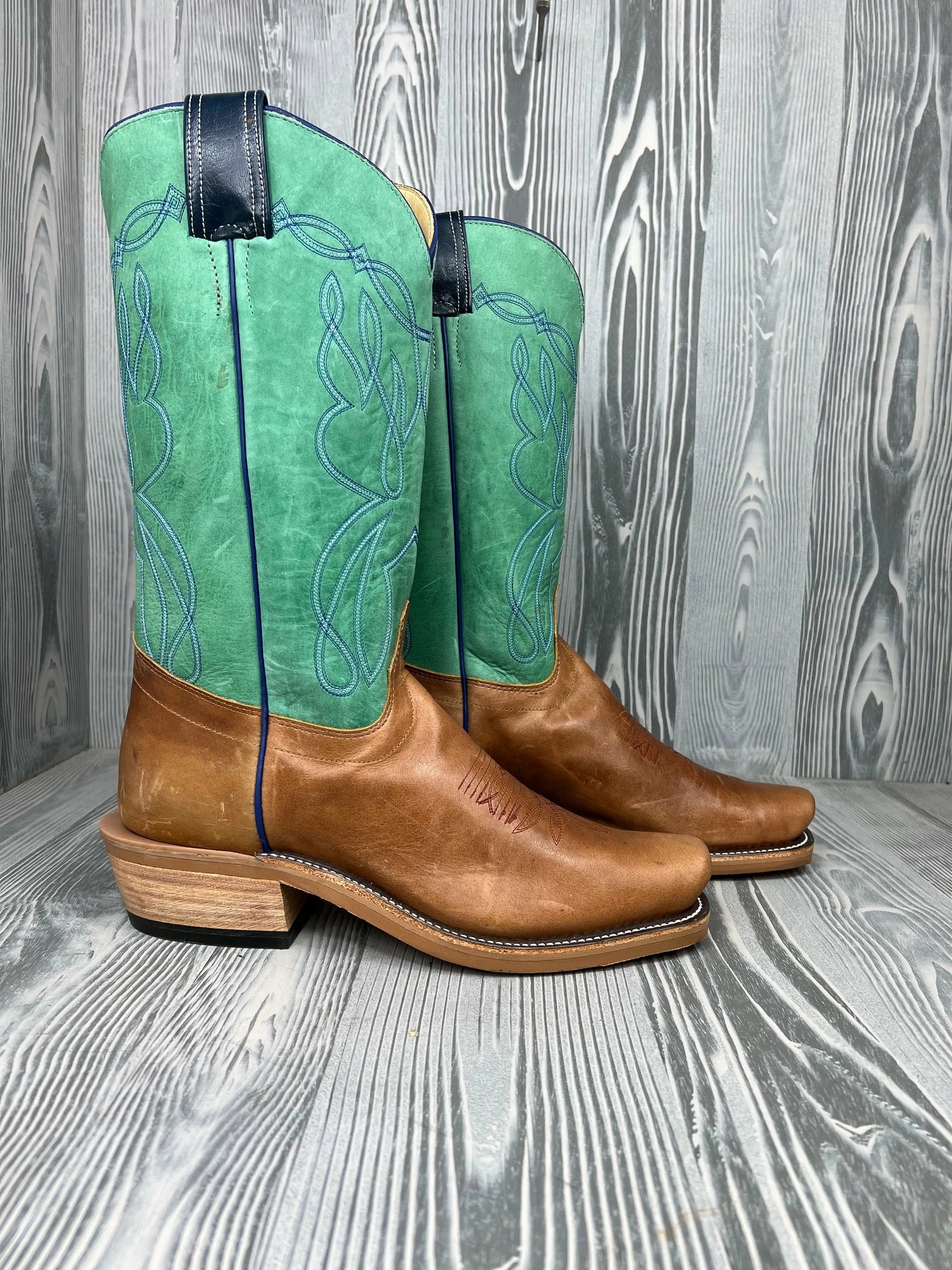 Men's Olathe Sunflower Galega with 13" Green Super Oil Tops Men's Olathe Sunflower Galega With 13" Green Super Oil Tops -Nigro's Western Store IMG 1313