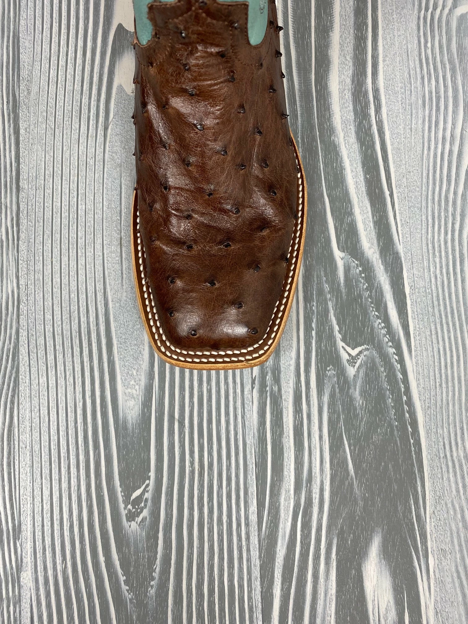 Macie Bean Kango Tobac Full Quill Ostrich With 12" Vail Sky Blue - M2032 4 Macie Bean Kango Tobac Full Quill Ostrich With 12" Vail Sky Blue - M2032 - Image 4